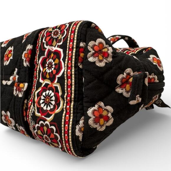 Vera Bradley Retired Y2K Pirouette Small Duffel - Black Red Floral - Like New! - Picture 3 of 14